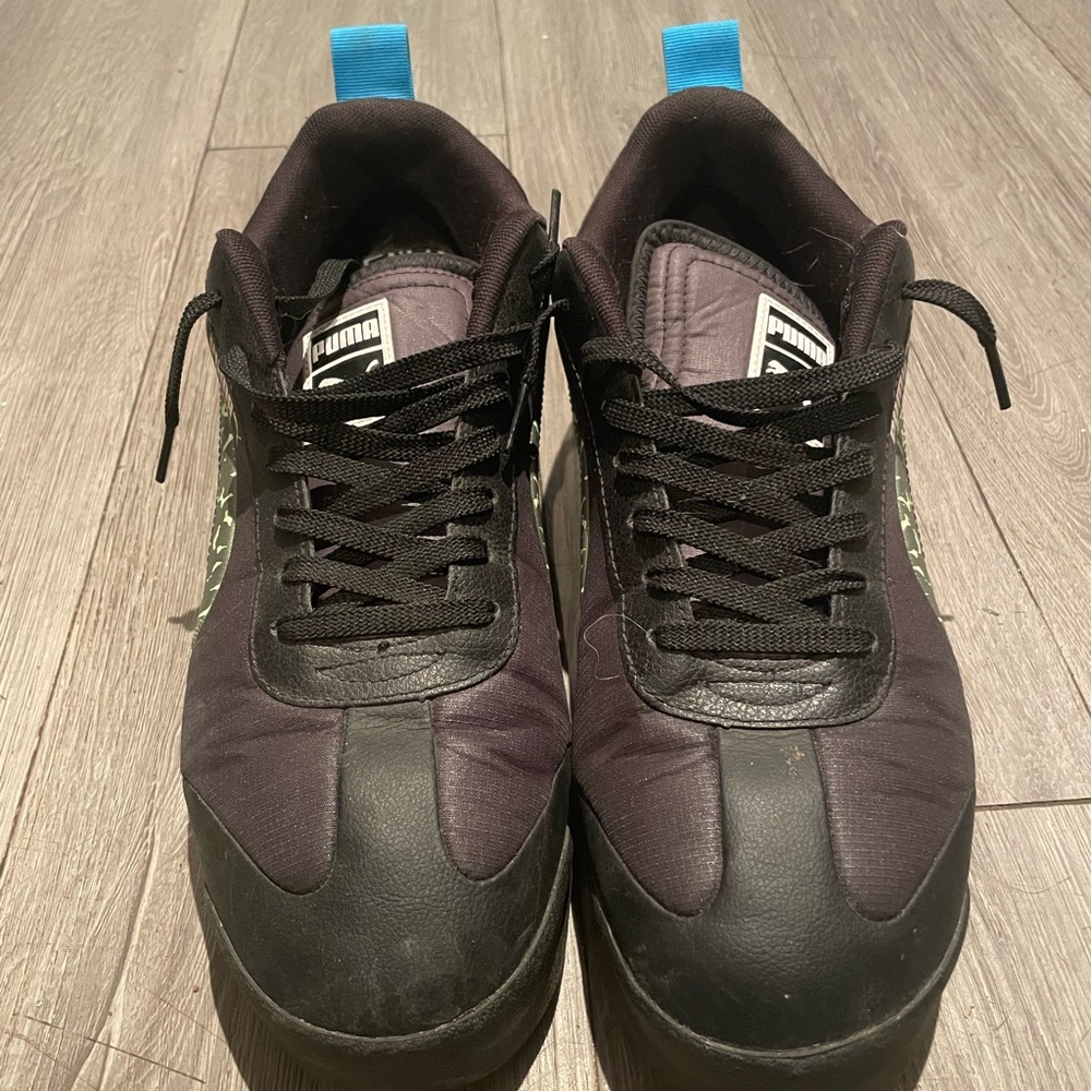 Puma Black and Dark Purple Men's Sneakers